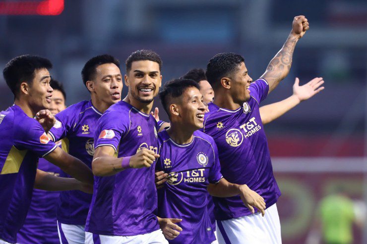 Hà Nội thắng nghẹt thở Ninh Bình