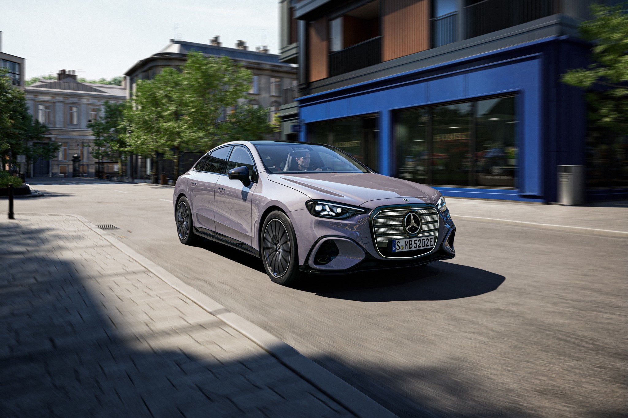 Hãng khẳng định&nbsp;C-Class mang lại cảm giác lái thể thao nhất từ trước đến nay.