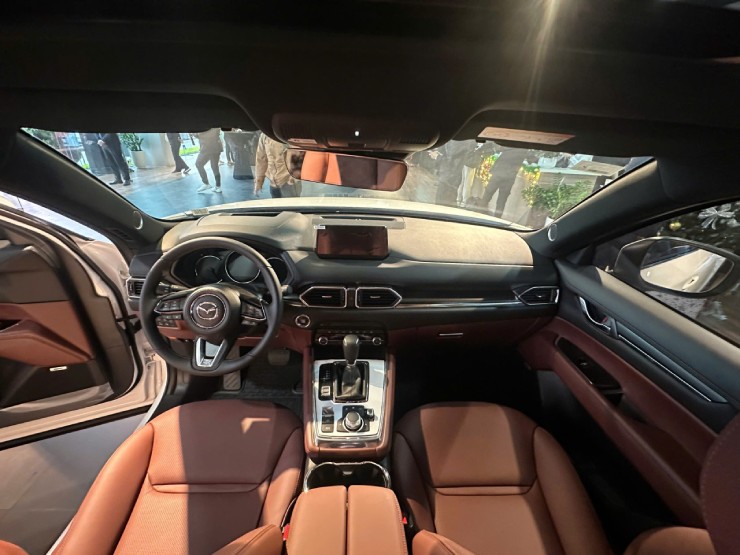 Ưu nhược điểm của Hyundai SantaFe khi so sánh với Mazda CX-8 - 8