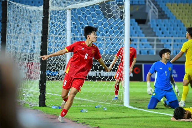 Trực tiếp bóng đá U17 Việt Nam - U17 Malaysia: Lên ngôi rực rỡ (CK U17 Đông Nam Á) (Hết giờ) - 2