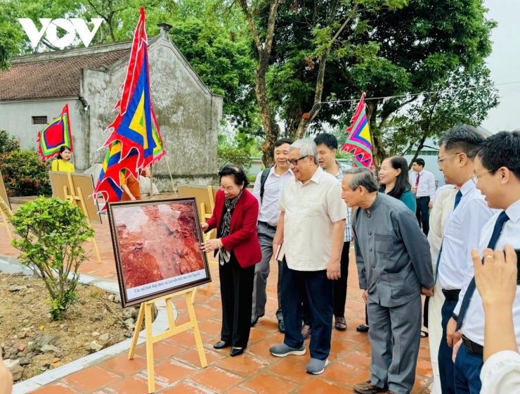 Ngoài các nghi lễ,&nbsp;tại Lễ hội đền Lăng 2026 còn&nbsp;có các hoạt động trưng bày, tìm hiểu lịch sử, cùng các trò chơi dân gian,&nbsp;chương trình văn nghệ phục vụ nhân dân và du khách vui đón hội làng.