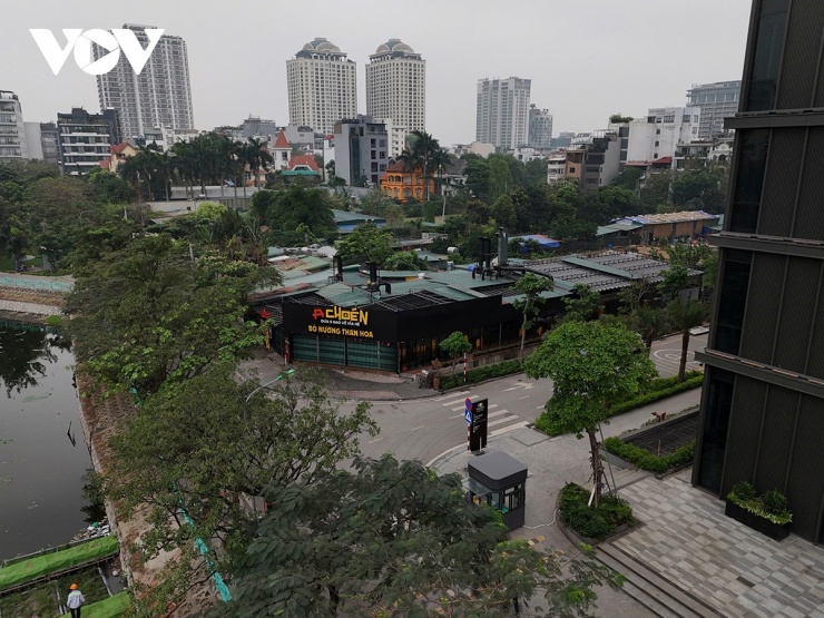 Một không gian xanh mới đang được chuẩn bị triển bên Hồ Tây, khi dự án công viên sinh thái tổ 29 Quảng Bá (nay là Tổ 6 địa bàn Quảng An) vừa được UBND phường Tây Hồ phê duyệt. Với quy mô hơn 1 ha, công viên được kỳ vọng sẽ góp phần hoàn thiện hạ tầng, cải thiện cảnh quan và tạo điểm nhấn thư giãn cho người dân khu vực.