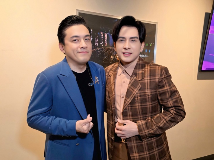 Ảnh sao 25/4: Gia đình Ngô Thanh Vân được nhận xét trông giống nhau - 9