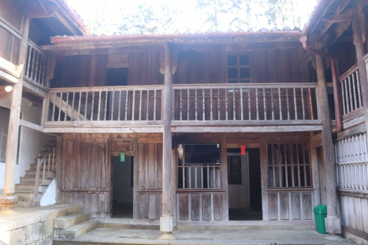 Dinh thự nhà Vương có 4 nhà ngang, 6 nhà dọc chia thành tiền dinh, trung dinh và hậu dinh. Ảnh: Thiên Long