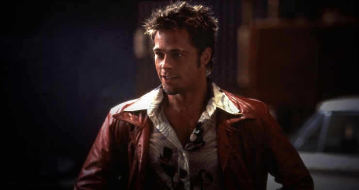 Brad Pitt trong tạo hình Tyler Durden trở thành biểu tượng nổi loạn của Hollywood cuối thập niên 1990.