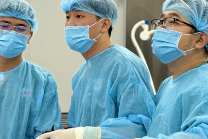 Bỏ qua dấu hiệu tiểu ra máu, người đàn ông phát hiện bị u thận