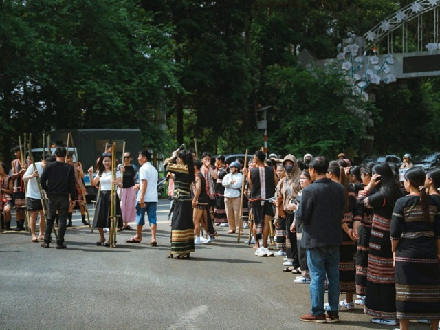 Hà Giang, Phú Quý 'cháy phòng' ngày đầu kỳ nghỉ Giỗ Tổ