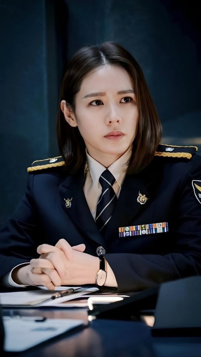 Son Ye Jin từng để tóc bob nhưng không tỏa sáng vượt trội như khi để tóc dài. Ảnh: KBS