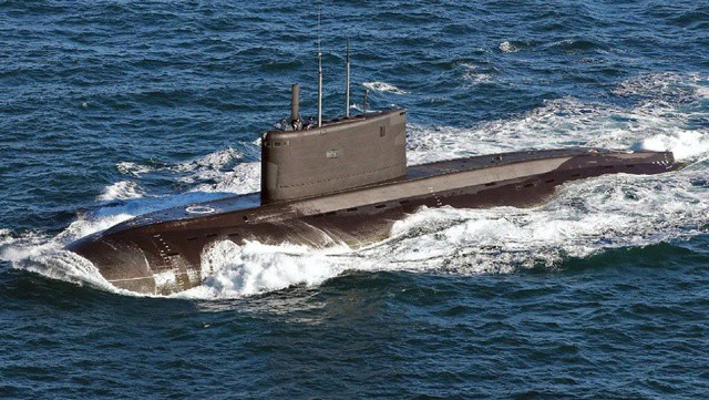 Tàu ngầm 'hố đen' lớp Kilo của Iran bị phá hủy? - 1