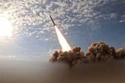 Iran tuyên bố 'còn đáng kể tên lửa chưa dùng'