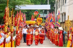 Về Ninh Bình trẩy hội đền Lăng thờ Tứ vị Hoàng đế