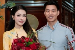 Thời trang sánh đôi của hậu vệ Vũ Văn Thanh và bạn gái