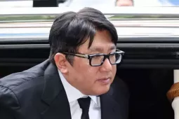 'Ông lớn' đằng sau nhóm nhạc BTS sẽ bị bắt giữ vào hôm nay?