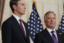 Ông Trump tuyên bố Iran sẽ đưa ra đề xuất nhằm đáp ứng yêu cầu của Mỹ