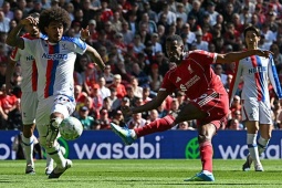Video bóng đá Liverpool - Crystal Palace: Bàn thắng gây tranh cãi, nghẹt thở 7 phút bù giờ (Ngoại hạng Anh)