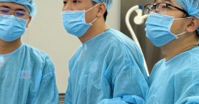 Bỏ qua dấu hiệu tiểu ra máu, người đàn ông phát hiện bị u thận