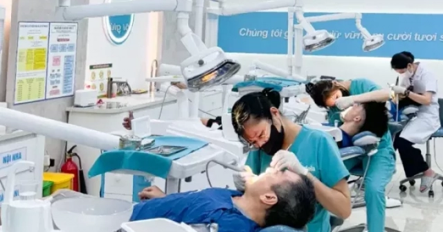 Có ai ‘bảo kê’ cơ sở nha khoa làm bậy ở Hà Nội?