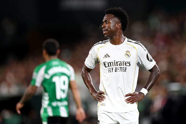Vinicius ghi bàn nhưng Real Madrid vẫn mất điểm