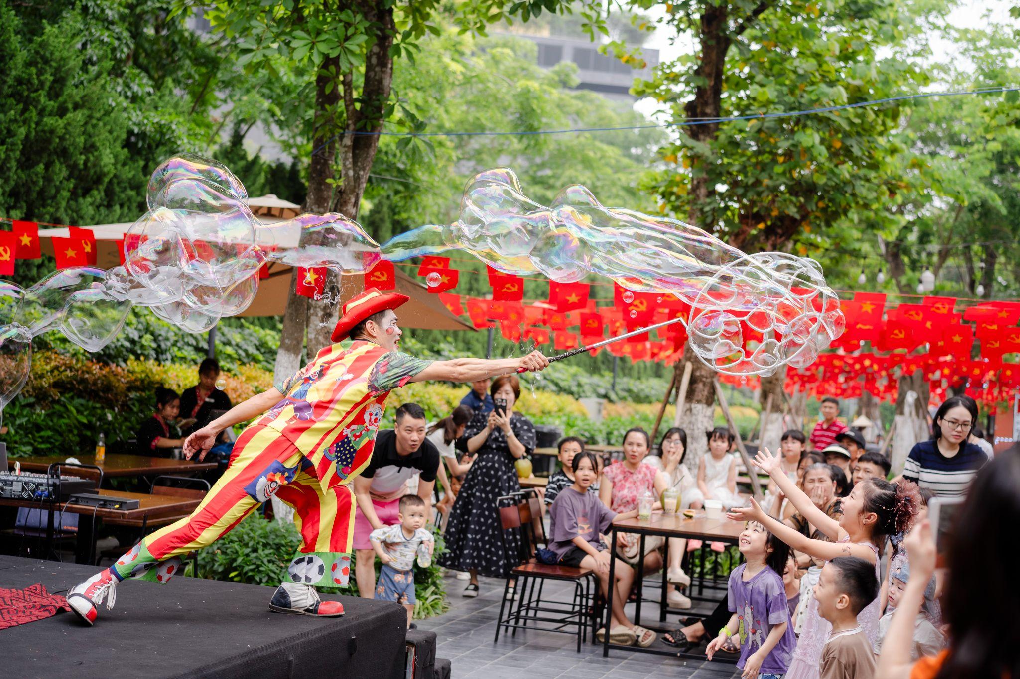 Chuỗi sự kiện mang đến không gian trải nghiệm văn hóa thú vị.