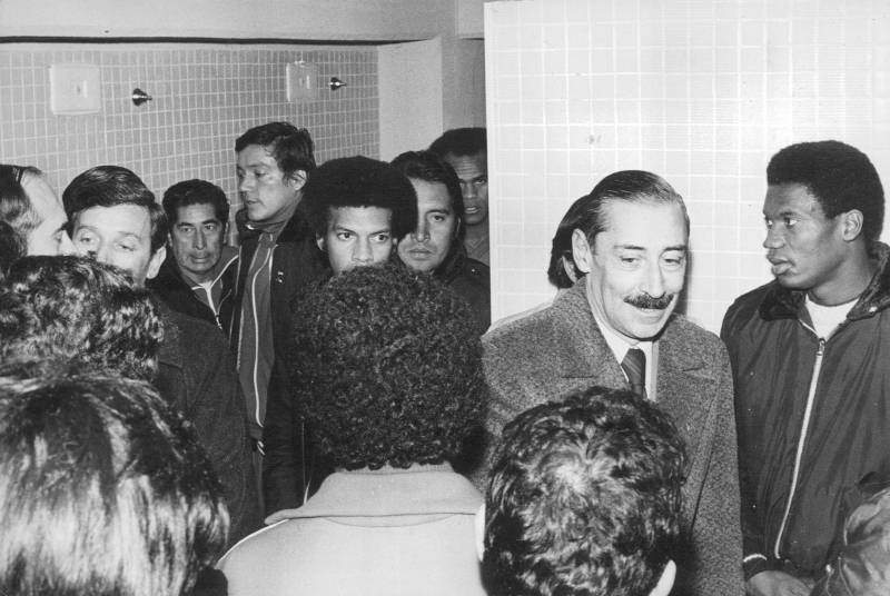 Câu hỏi lớn của World Cup 1978: Tổng thống Argentina khi đó, Jorge Rafael Videla, vào phòng thay đồ của Peru với mục đích gì?