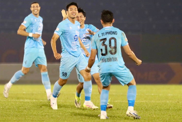 Trực tiếp bóng đá Becamex TP.HCM - Nam Định: Không có bàn vượt lên (V-League) (Hết giờ) - 3