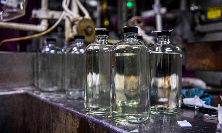 Tàu sân bay Mỹ duy trì hoạt động của hàng chục máy bay thế nào - 4