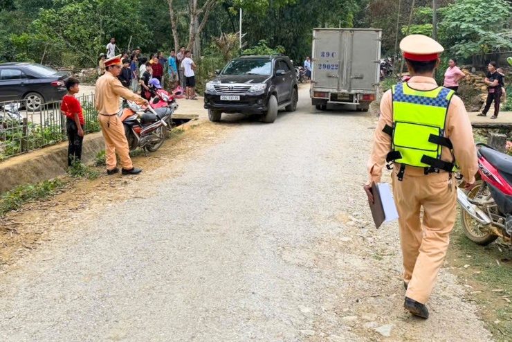 Vụ việc đang được cơ quan chức năng tiếp tục điều tra, làm rõ để xử lý theo quy định của pháp luật.