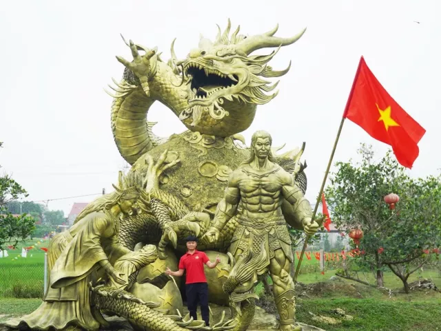 Làm tượng 'Cội Nguồn' dịp Giỗ Tổ, chàng trai Bắc Ninh gây xúc động