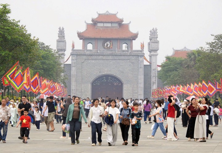 Ngày Giỗ Tổ Hùng Vương, thời tiết Phú Thọ không mưa.