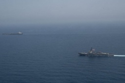 Hải quân Mỹ chặn tàu dầu “bóng tối” Iran, siết chặt phong tỏa