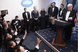 Thêm thông tin về nghi phạm nổ súng trong tiệc của Nhà Trắng, chưa rõ nhắm vào ai