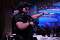 Mật vụ Mỹ phản ứng ra sao khi tổng thống gặp nguy hiểm?