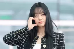 Hyeri thu hút sự chú ý với câu chuyện cảm động đằng sau 7 năm