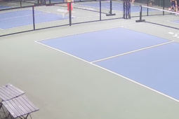 Hy hữu: Người đàn ông ngưng tim khi chơi pickleball, may mắn 1 bác sĩ nghe được tiếng kêu cứu