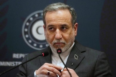 Mỹ chuẩn bị đến Pakistan để đàm phán, Iran rời đi vào phút chót