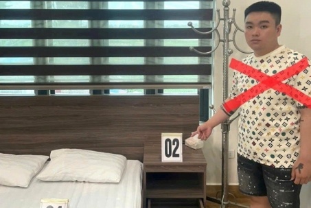 Tài xế taxi bị tố quan hệ tình dục nhiều lần với nữ nhân viên 14 tuổi làm ở quán karaoke