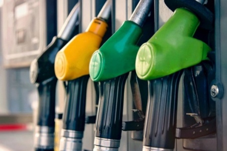 Giá xăng dầu hôm nay 26/4: Tiếp tục diễn biến trái chiều