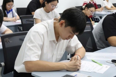 Thí sinh thi đánh giá năng lực đợt 2 tăng đột biến