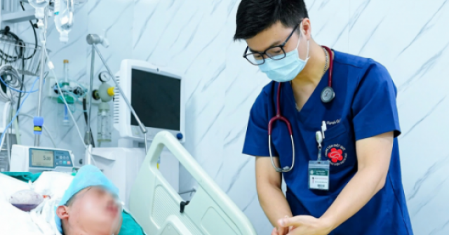 Đi nắng về thấy nóng nực rồi tắm ngay: Sai lầm "chết người" nhiều người mắc phải trong kỳ nghỉ lễ