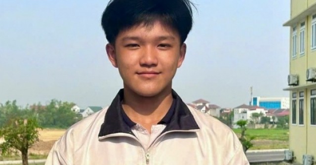 Thủ khoa học sinh giỏi lớp 10 Hà Tĩnh: "Đạt điểm tối đa 20/20, em rất bất ngờ"