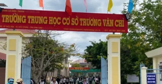 Không kỷ luật thầy giáo dạy toán nhéo lỗ tai 17 học sinh