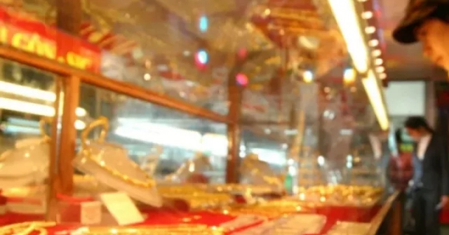 Người mua vàng lỗ nặng