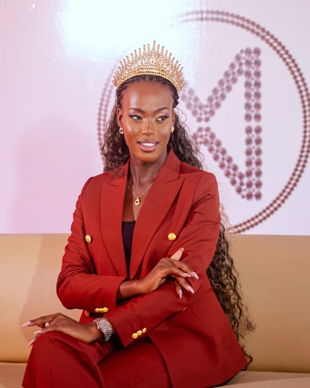 Lộ diện thêm nhiều người đẹp đến Việt Nam thi Hoa hậu Thế giới - 4