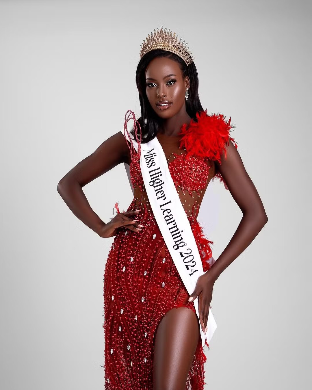 Lộ diện thêm nhiều người đẹp đến Việt Nam thi Hoa hậu Thế giới - 5