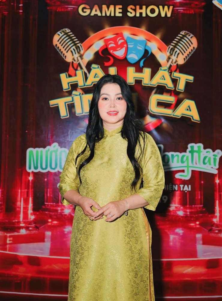 Dù bị ung thư tuyến giáp nhưng Thanh Tú hát hết mình và giành Á quân "Hài hát tình ca".&nbsp;