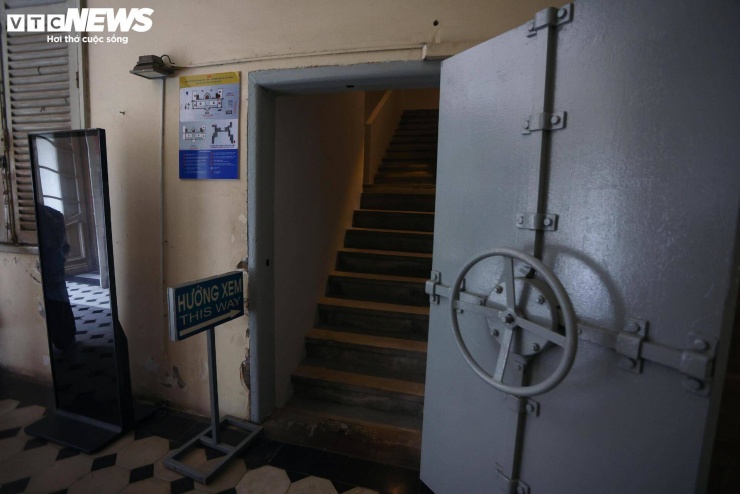 Cận cảnh hầm bí mật trong dinh thự 136 ở TP.HCM - 2