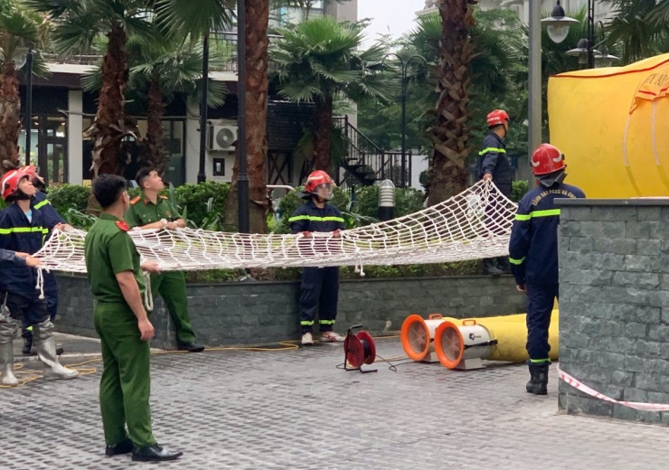 Cảnh sát có mặt tại khu vực nguy hiểm&nbsp;(Ảnh: CACC)