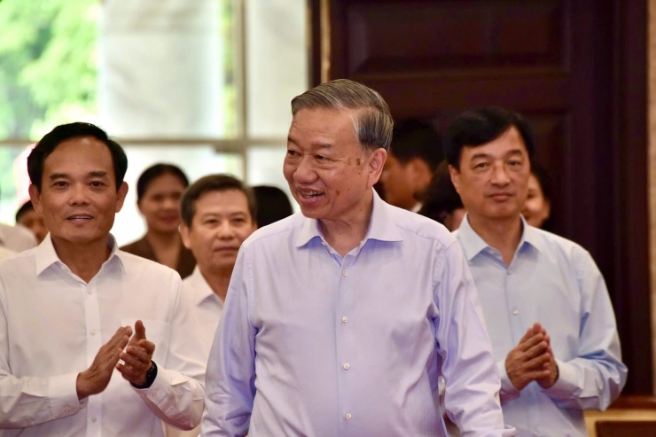 Tổng Bí thư, Chủ tịch nước Tô Lâm làm việc với Ban Thường vụ Thành ủy TPHCM