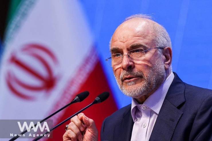 Iran 'còn nhiều lá bài' để đối phó Mỹ, Hezbollah phản đối đàm phán với Israel - 1