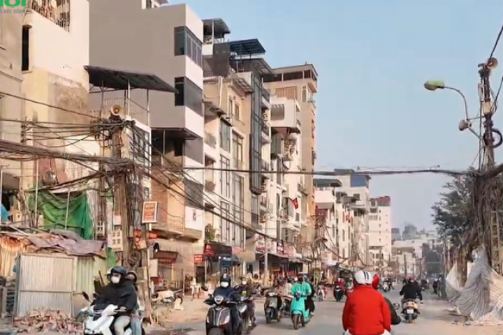 Hà Nội: Nhà riêng trong ngõ trên trục đường Đê La Thành vượt ngưỡng 8 tỷ đồng/căn